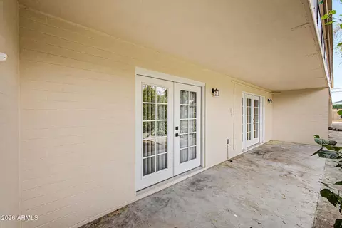 Exterior - 3505 E Campbell Ave #11, Phoenix, AZ 85018 photo 4 of 8