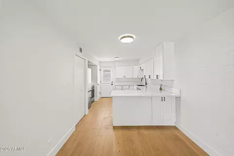Kitchen - 3505 E Campbell Ave #11, Phoenix, AZ 85018 photo 3 of 4