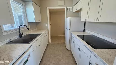 13611 N 98th Ave #F, Sun City, AZ 85351