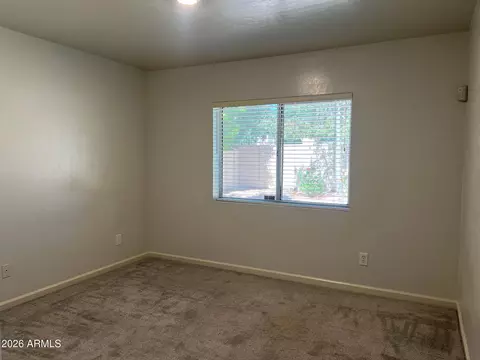 Other - 910 S Paradise Dr, Gilbert, AZ 85233 photo 33 of 39