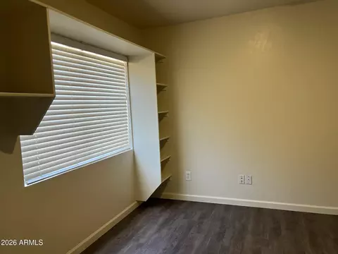 Other - 910 S Paradise Dr, Gilbert, AZ 85233 photo 17 of 39