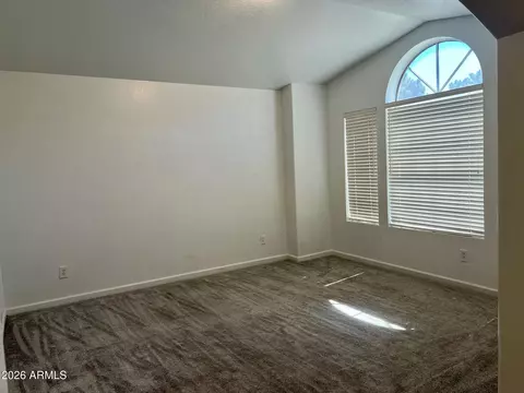 Other - 910 S Paradise Dr, Gilbert, AZ 85233 photo 36 of 39