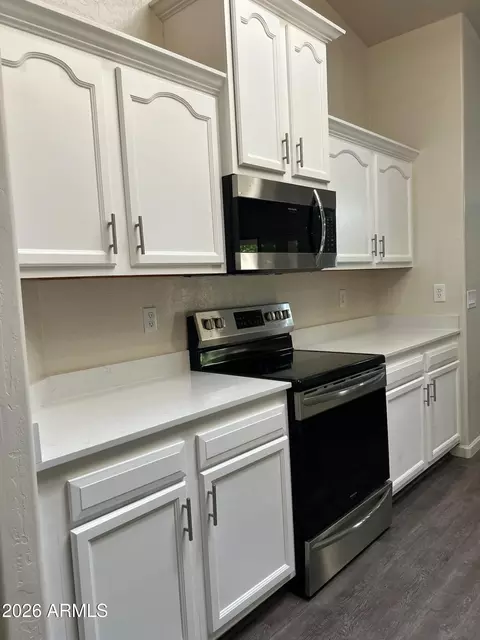 Other - 910 S Paradise Dr, Gilbert, AZ 85233 photo 4 of 39