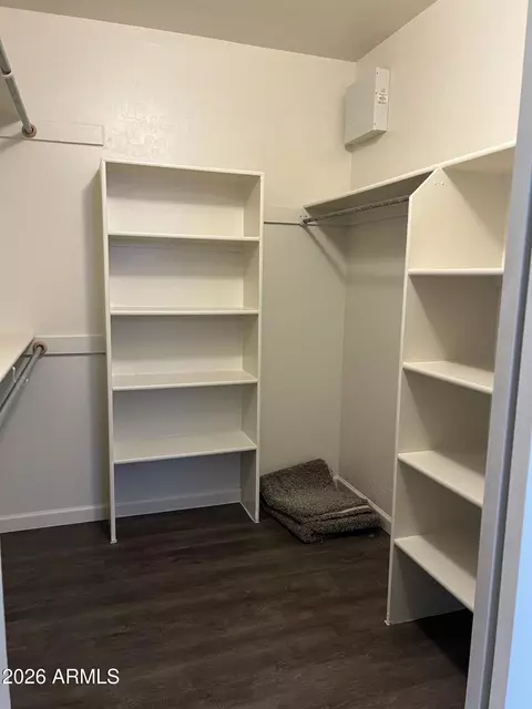 Other - 910 S Paradise Dr, Gilbert, AZ 85233 photo 6 of 37