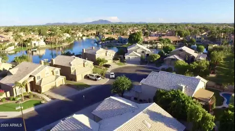 View/Area - 910 S Paradise Dr, Gilbert, AZ 85233 photo 1 of 3