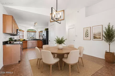Dining - 2956 E Shady Spring Trl, Phoenix, AZ 85024 photo 2 of 2