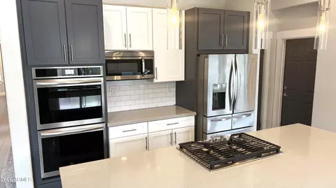 Kitchen - 3125 E Linda Ln, Gilbert, AZ 85234 photo 2 of 2