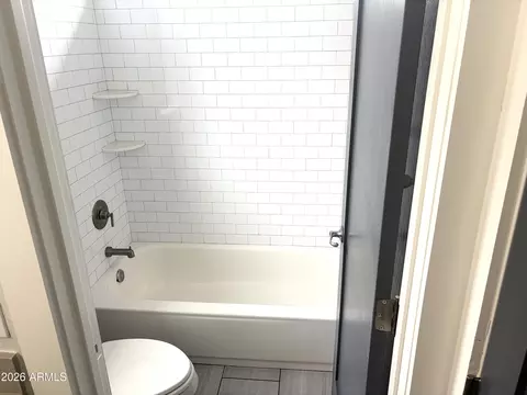 Bath - 3125 E Linda Ln, Gilbert, AZ 85234 photo 6 of 10