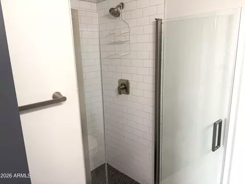 Bath - 3125 E Linda Ln, Gilbert, AZ 85234 photo 1 of 10