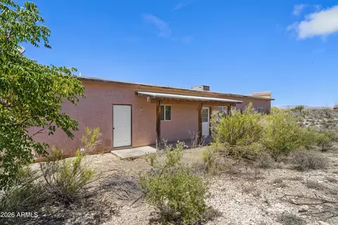 Exterior - 1537 E Apache Way, Tombstone, AZ 85638 photo 6 of 10