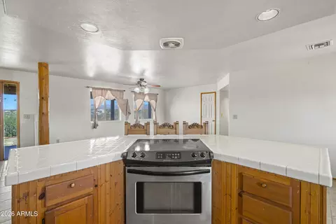 Kitchen - 1537 E Apache Way, Tombstone, AZ 85638 photo 4 of 7