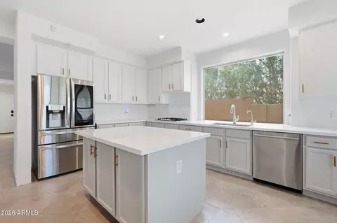 Kitchen - 1257 E Voltaire Ave, Phoenix, AZ 85022 photo 1 of 4