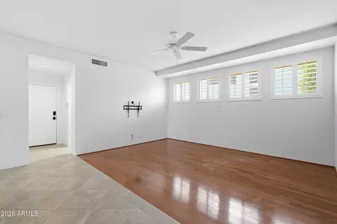 Living - 1257 E Voltaire Ave, Phoenix, AZ 85022 photo 3 of 6