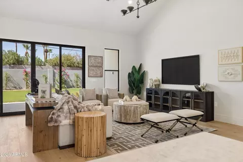 Living - 3210 E Oregon Ave, Phoenix, AZ 85018 photo 1 of 7