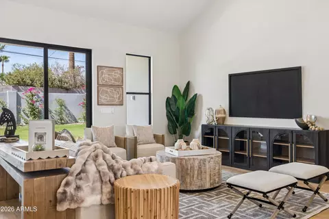 Living - 3210 E Oregon Ave, Phoenix, AZ 85018 photo 2 of 7