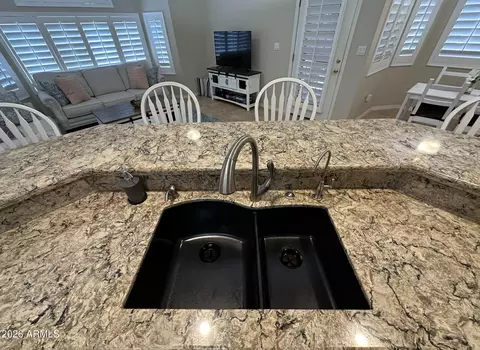 Kitchen - 4202 E Broadway Rd #17, Mesa, AZ 85206 photo 4 of 4