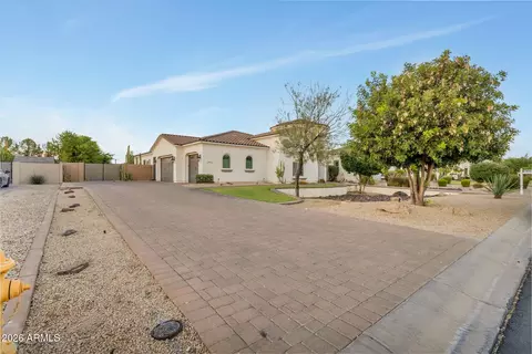 2972 E Fruitvale Ave, Gilbert, AZ 85297 photo 3