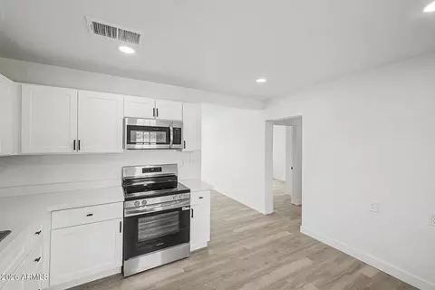 Entry Way - 640 S Pasadena --, Mesa, AZ 85210 photo 1 of 3