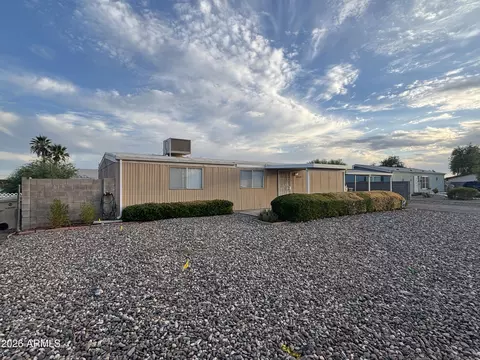 6739 W Sherri Jean Ln, Peoria, AZ 85382