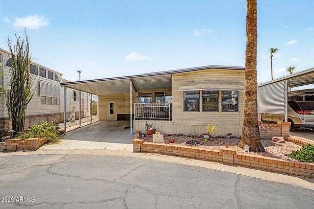 111 S Greenfield Rd #87, Mesa, AZ 85206