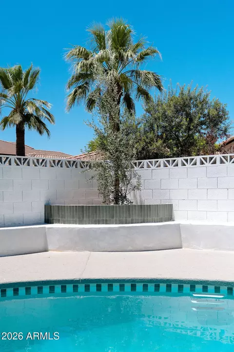 Exterior - 4534 N 30th Pl, Phoenix, AZ 85016 photo 4 of 4