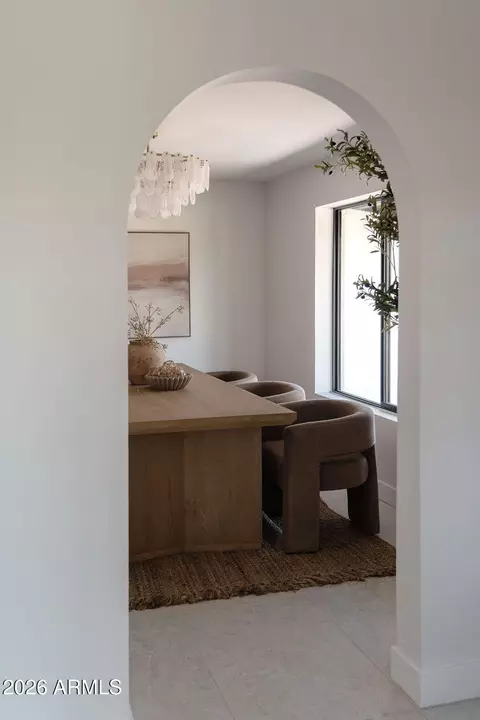 Dining - 4534 N 30th Pl, Phoenix, AZ 85016 photo 2 of 3
