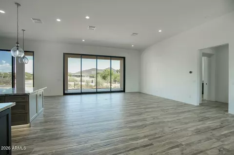 17 E Nn E New River Rd, Phoenix, AZ 85086 photo 6