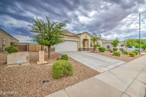 3915 N Brooklyn Dr, Buckeye, AZ 85396