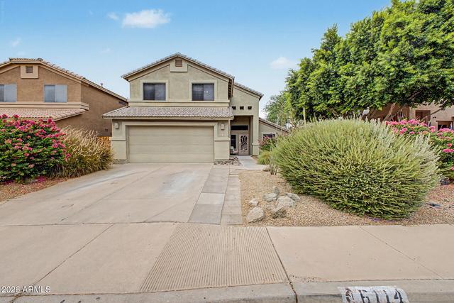 6114 E Roland St, Mesa, AZ 85215