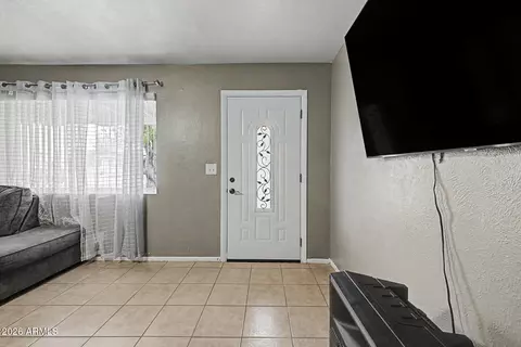 Entry Way - 2909 W Aster Dr, Phoenix, AZ 85029 photo 1 of 1