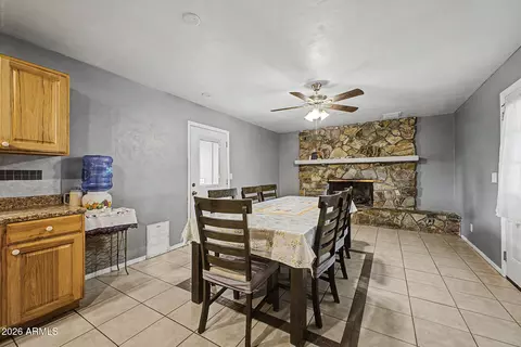 Dining - 2909 W Aster Dr, Phoenix, AZ 85029 photo 1 of 2