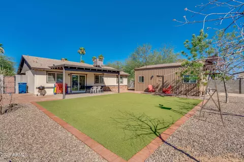 2802 N Pennington Dr, Chandler, AZ 85224