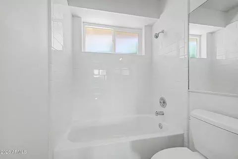 Bath - 3832 E Dewberry Ave, Mesa, AZ 85206 photo 6 of 9