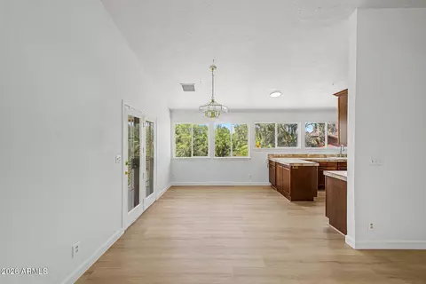 Dining - 3832 E Dewberry Ave, Mesa, AZ 85206 photo 1 of 1