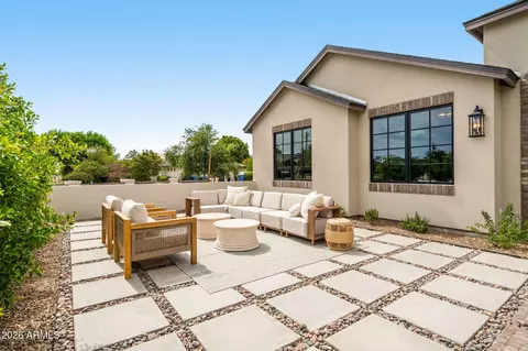 Exterior - 3802 E Campbell Ave, Phoenix, AZ 85018 photo 3 of 15