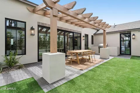 Exterior - 3802 E Campbell Ave, Phoenix, AZ 85018 photo 7 of 15