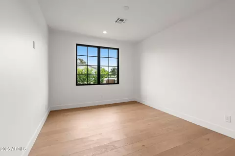 Bedroom - 3802 E Campbell Ave, Phoenix, AZ 85018 photo 7 of 8