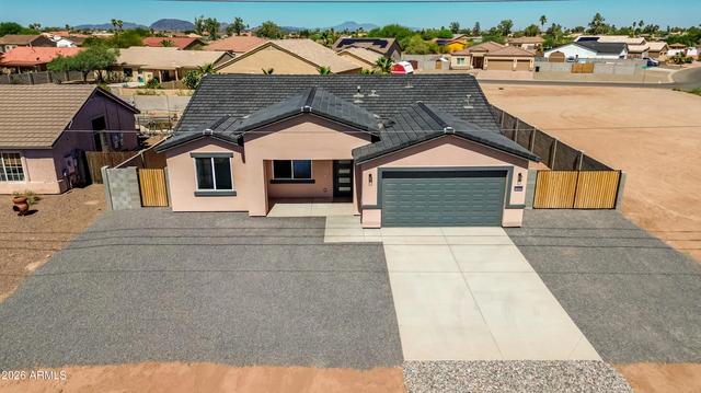 14520 S Overfield Rd, Arizona City, AZ 85123