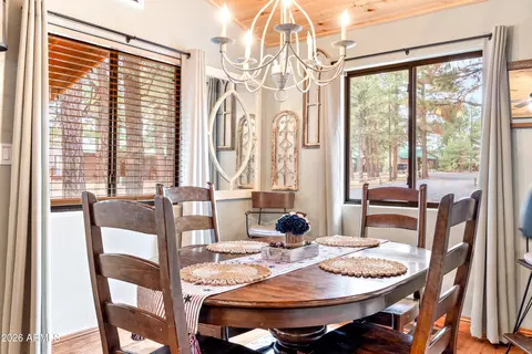 Dining - 2722 High Pine Loop, Overgaard, AZ 85933 photo 2 of 2