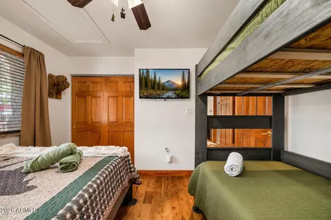Bedroom - 2722 High Pine Loop, Overgaard, AZ 85933 photo 5 of 5
