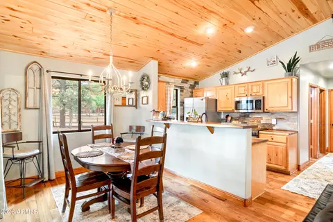 Dining - 2722 High Pine Loop, Overgaard, AZ 85933 photo 1 of 2