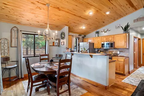 Dining - 2722 High Pine Loop, Overgaard, AZ 85933 photo 1 of 2