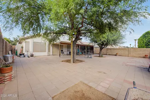 Exterior - 4625 E Lavender Ln, Phoenix, AZ 85044 photo 7 of 11