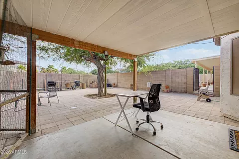 Exterior - 4625 E Lavender Ln, Phoenix, AZ 85044 photo 6 of 10