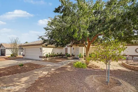 Exterior - 4625 E Lavender Ln, Phoenix, AZ 85044 photo 3 of 10