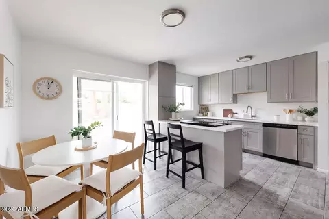 7414 E Moreland St, Scottsdale, AZ 85257