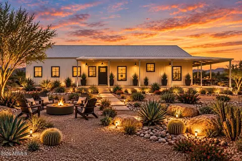 471 Cardoza Dr, Morristown, AZ 85342