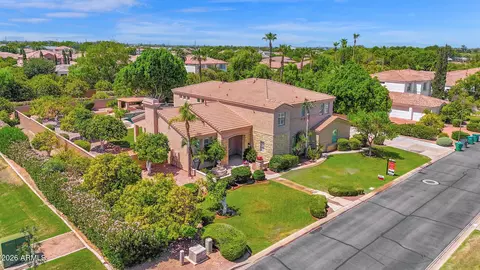 View/Area - 3341 E Jacaranda Cir, Mesa, AZ 85213 photo 7 of 9