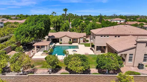 View/Area - 3341 E Jacaranda Cir, Mesa, AZ 85213 photo 6 of 9