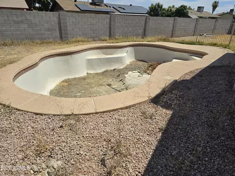 Exterior - 3364 W Pershing Ave, Phoenix, AZ 85029 photo 3 of 14